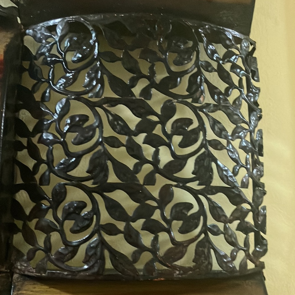 Metal wall Decor - Picture 4 of 4